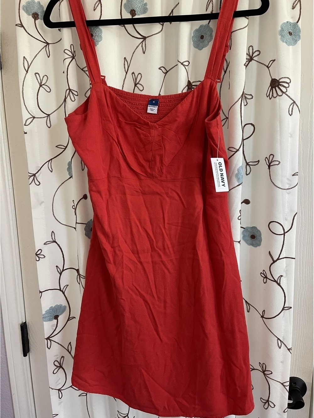 New With Tags | Old Navy | Sz M | sleeveless tie-front smocked-back dress - Picture 2 of 6